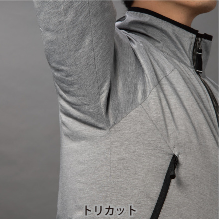 ブラジル代表•半袖TRウエア 新品・未使用（タグ付き）　 ・グレー・XLサイズ ブラジル代表•半袖TRウエア 新品・未使用（タグ付き） ・グレー・XL